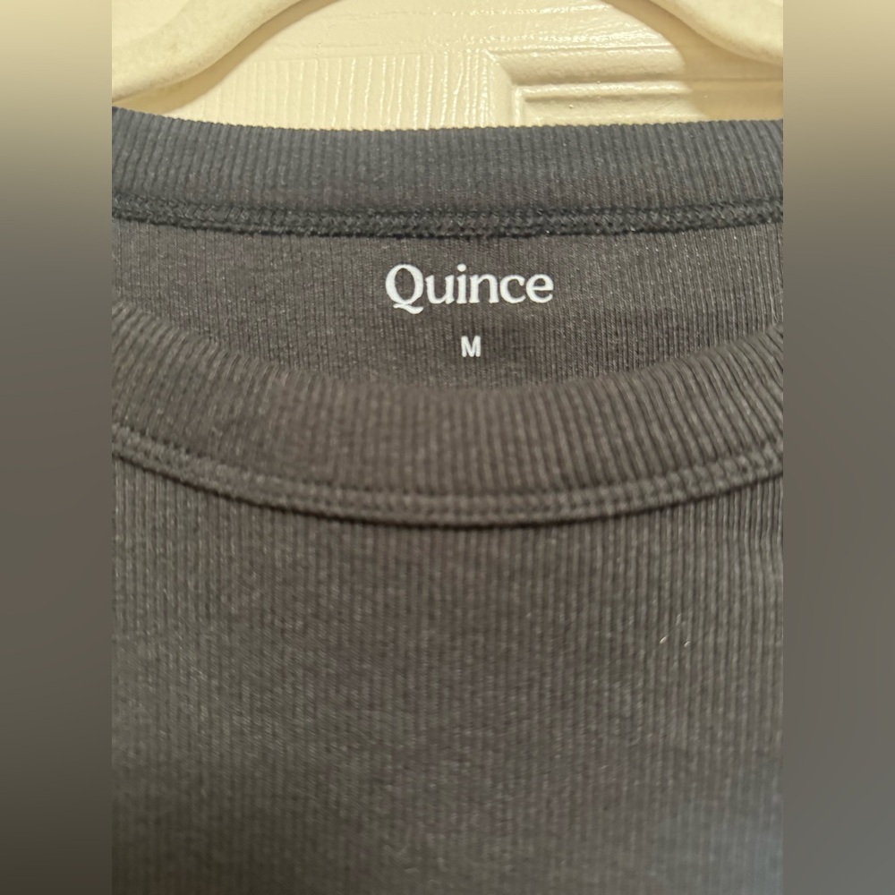 Quince Ribbed Black Crew Neck Tank  Top - Picture 4 of 7